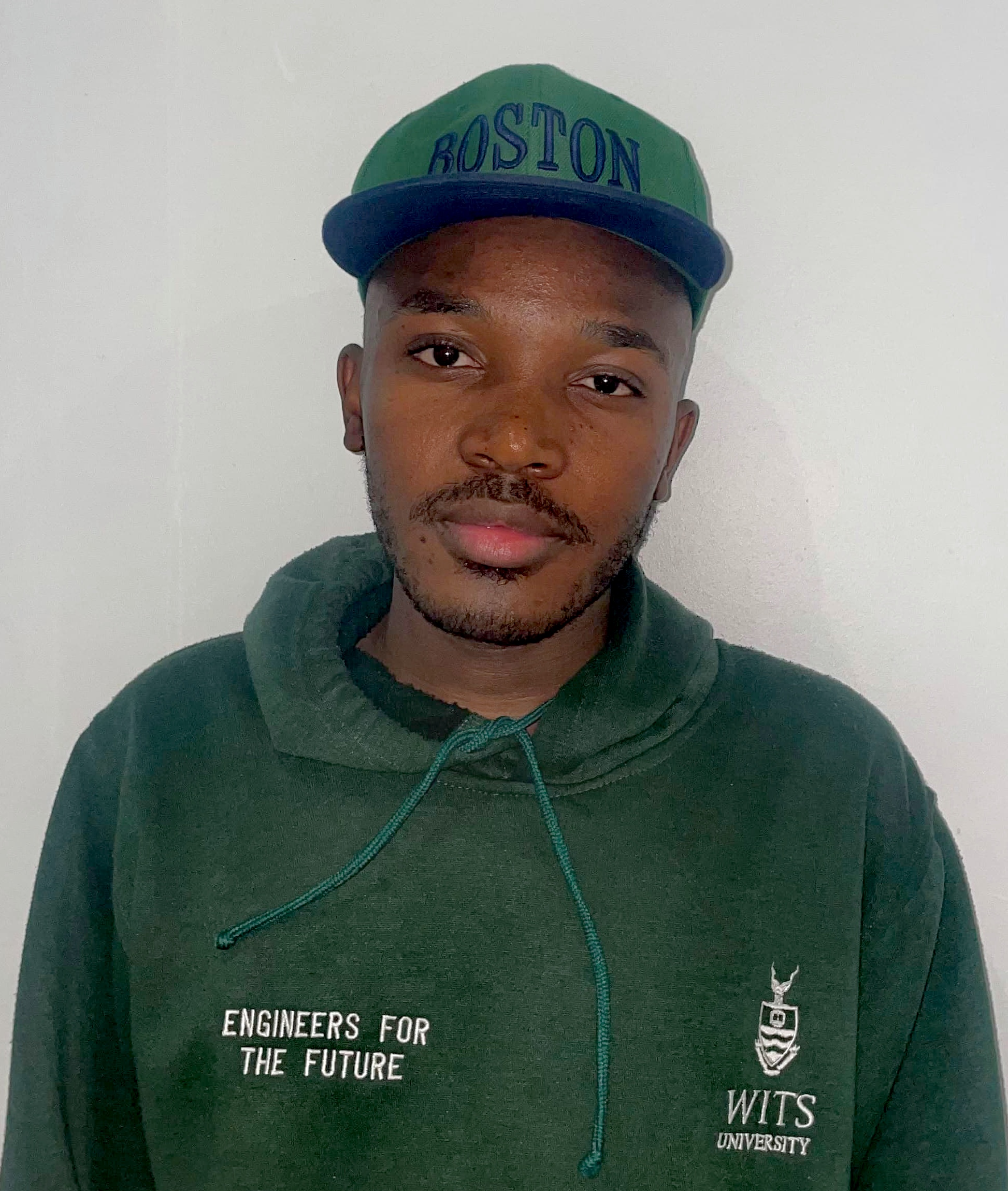 Sello Moshidi